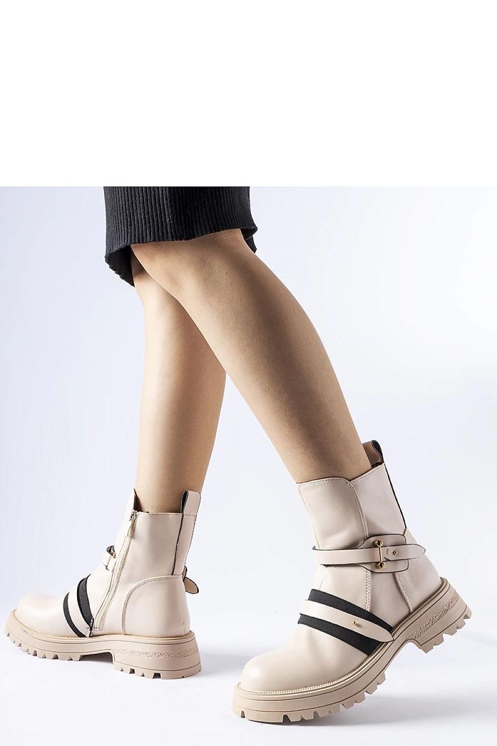 Laarsjes model 204817 Solea