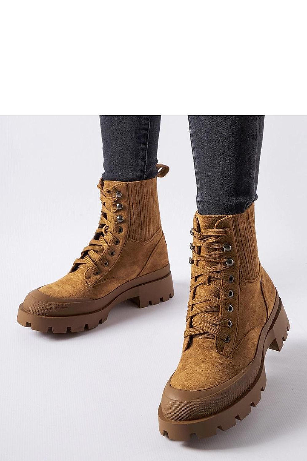 Laarsjes model 204828 Solea