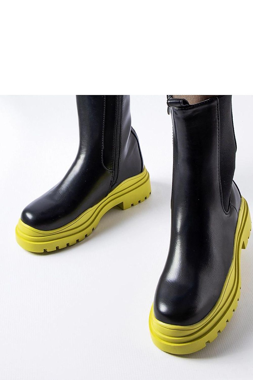 Laarsjes model 204837 Solea