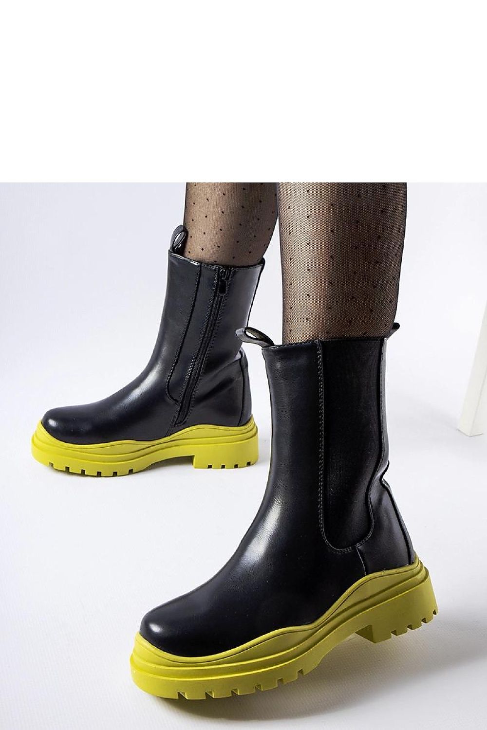Laarsjes model 204837 Solea