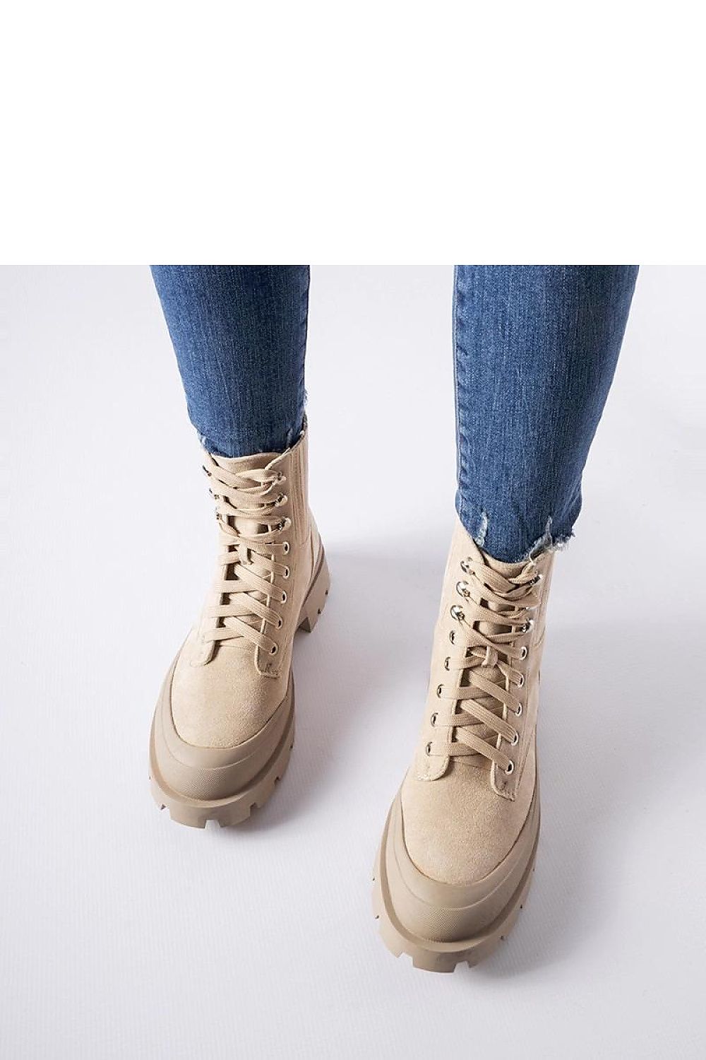 Laarsjes model 205103 Solea