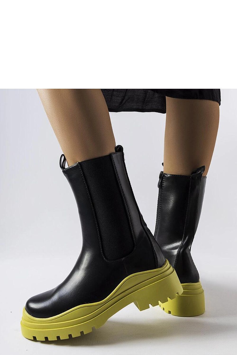 Laarsjes model 205123 Solea