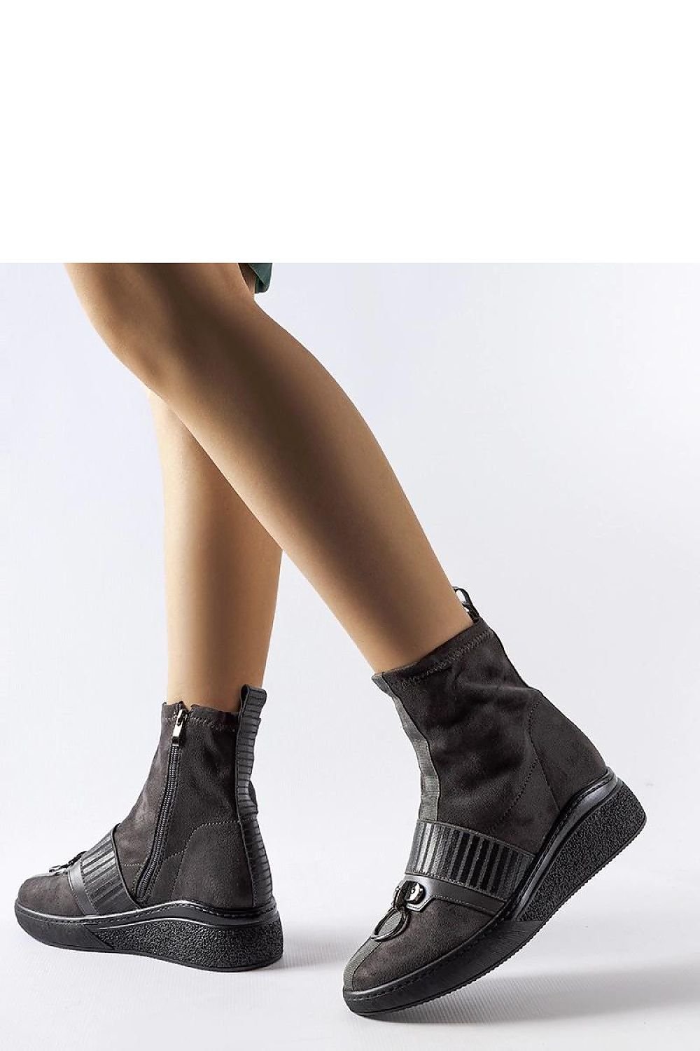 Laarsjes op sleehak model 206514 Solea