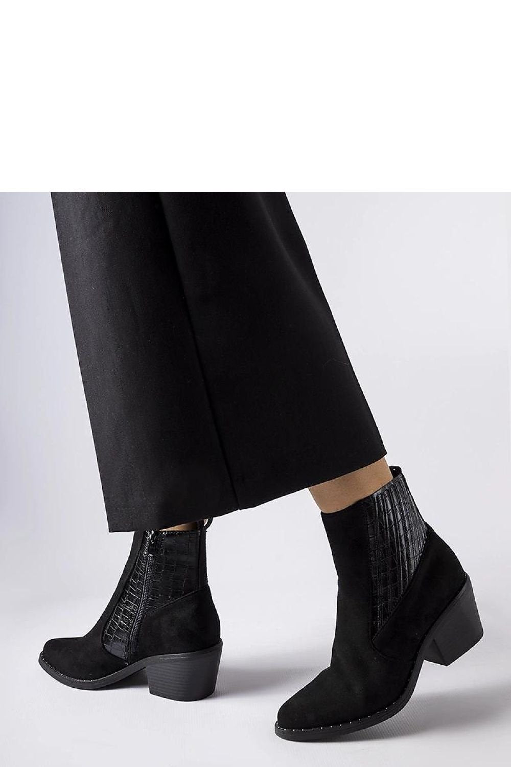 Laarsjes op sleehak model 206554 Solea