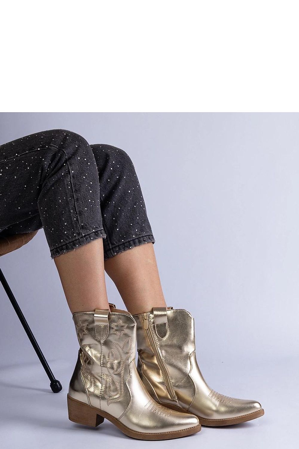 Laarsjes op sleehak model 207038 Solea