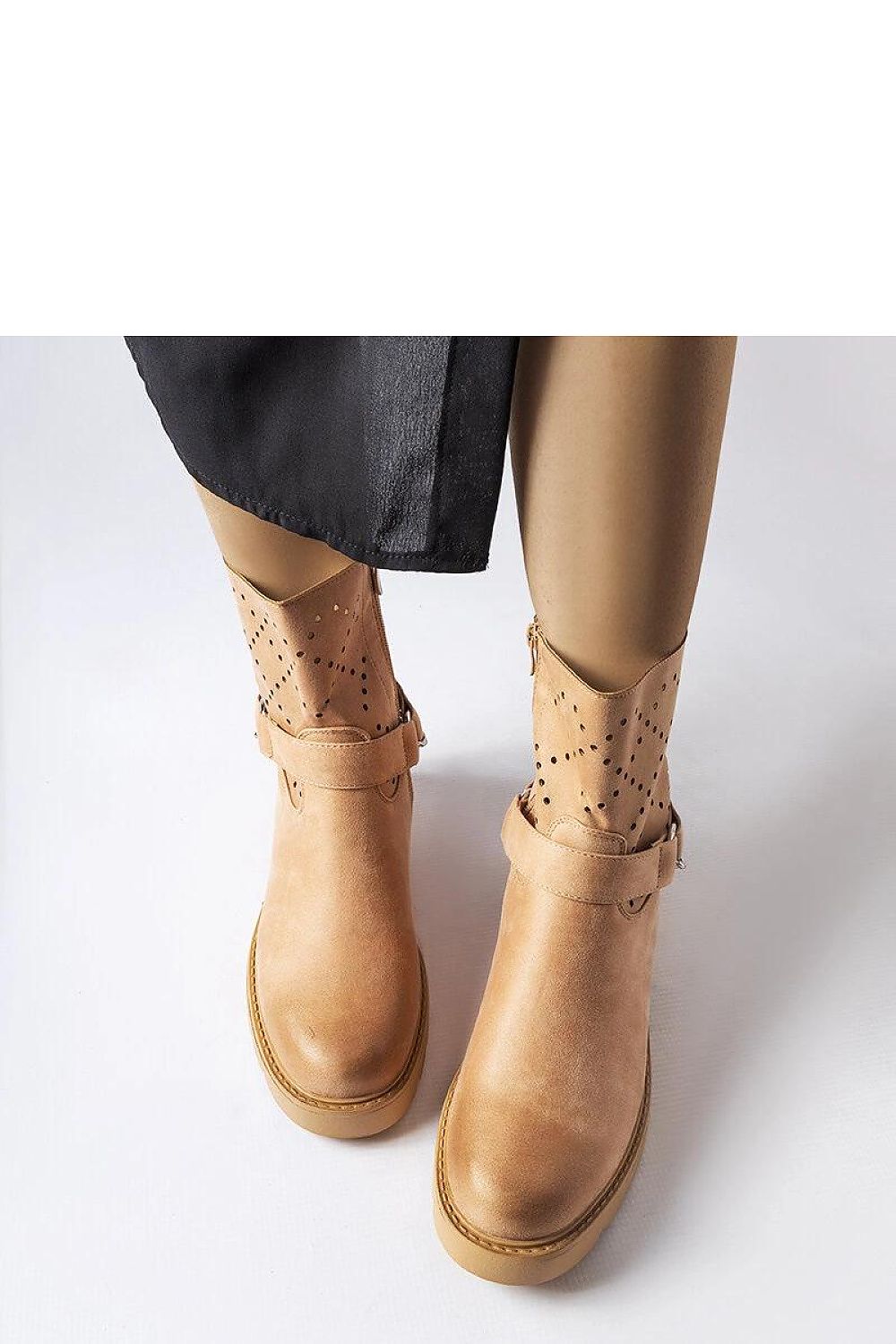  Laarsjes model 204623 Solea 