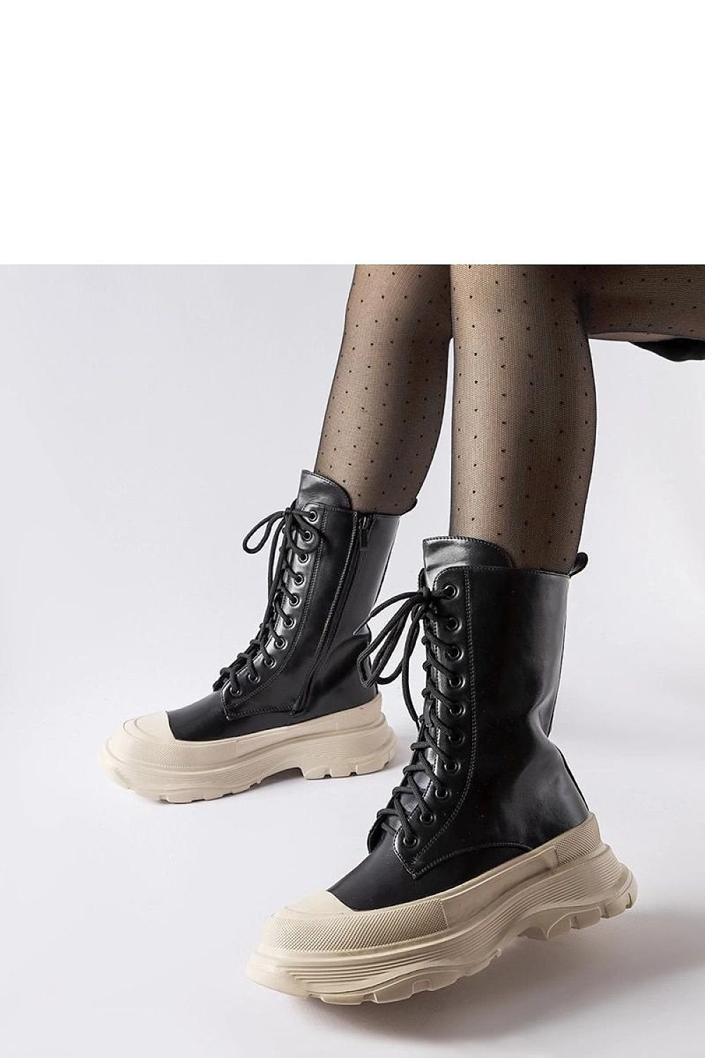  Laarsjes model 205855 Solea 